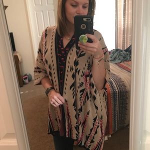 Flying tomato tribal kimono